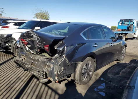 2016 Nissan Altima 2.5 z USA, uszkodzony, nr VIN 1N4AL3APXGC207583